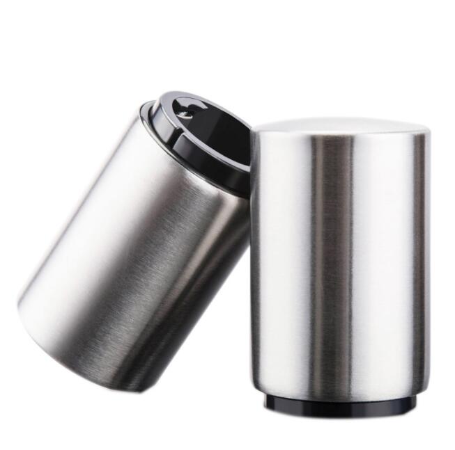 Abridor de Garrafas em Aço Inox com Apertador de Latas 2 em 1